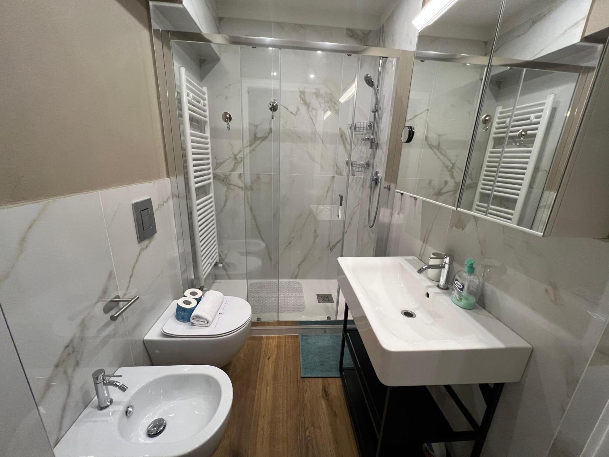 Laura 68 Apartamento Florencia
